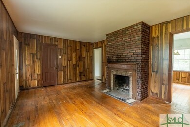 1701 E 39th St, Savannah, GA 31404 - photo 5