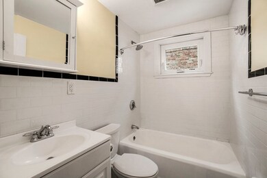 1 Garden Ct unit 1-1, Cambridge, MA 02138 - photo 7