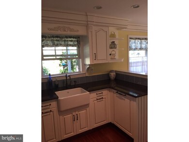 303 Stanton Ct, Glen Mills, PA 19342 - photo 6