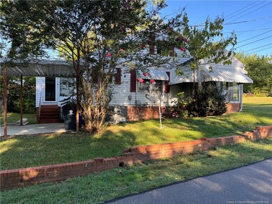 336 E 11th St, Siler City, NC 27344 - photo 2