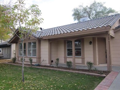 1447 E Jasper Dr, Chandler, AZ 85225 - photo 2