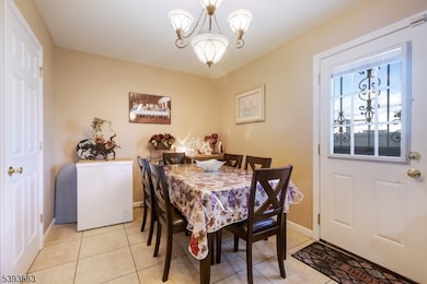 13 Val Sumo Ln, Newark City, NJ 07105 - photo 6