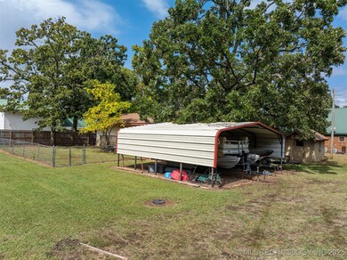 95961 S Manns Dr, Gore, OK 74435 - photo 7