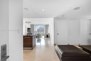 Icon Brickell Tower 2 unit 2405, Miami, FL 33131 - photo 5