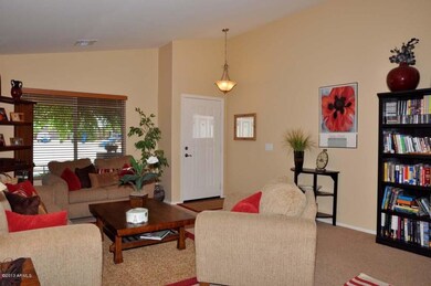 Foyer-Living Room