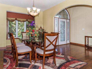 Dining room.