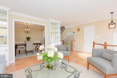 6835 Mclean Province Cir, Falls Church, VA 22043 - photo 7