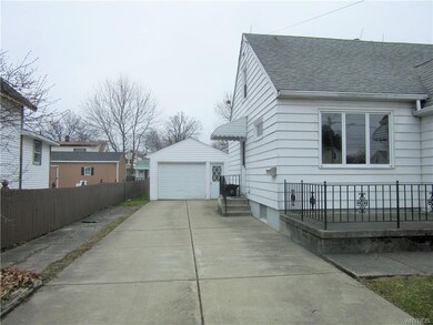 294 East Ave, North Tonawanda, NY 14120 - photo 2