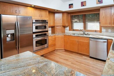 1940 NW Brogan, Bend, OR 97703 - photo 6