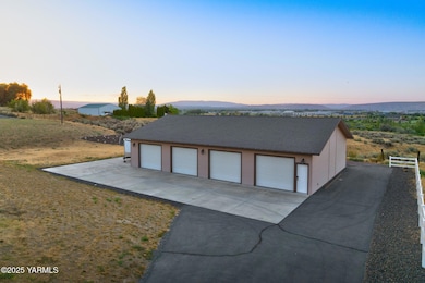 3431 Goodman Rd, Yakima, WA 98903 - photo 5