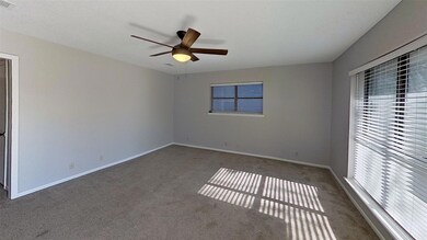 821 W Woodard St unit 823, Denison, TX 75020 - photo 2