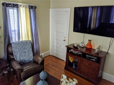 111 Burnett St, Providence, RI 02907 - photo 7