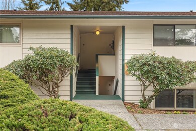 8303 212th St SW unit 4, Edmonds, WA 98026 - photo 2