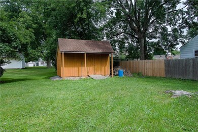 Nice backyard with a large shed (12x15) for extra 