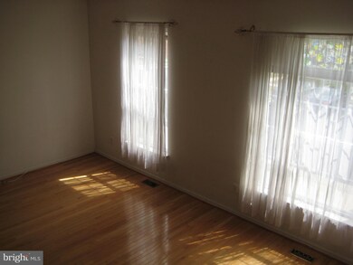 2509 James Maury Dr, Herndon, VA 20171 - photo 7