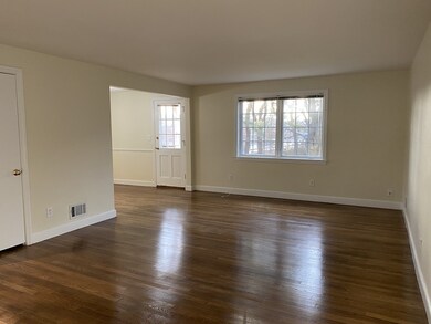 37 Linden St unit 18, Wellesley, MA 02482 - photo 6