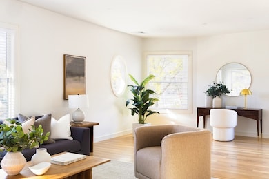 757 Washington St unit 2, Brookline, MA 02446 - photo 7