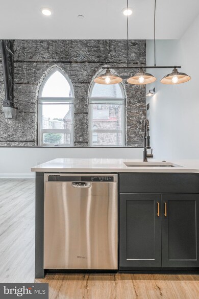 141 Krams Ave unit 12, Philadelphia, PA 19127 - photo 5