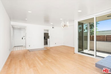 1807 Camden Ave unit 4, Los Angeles, CA 90025 - photo 5
