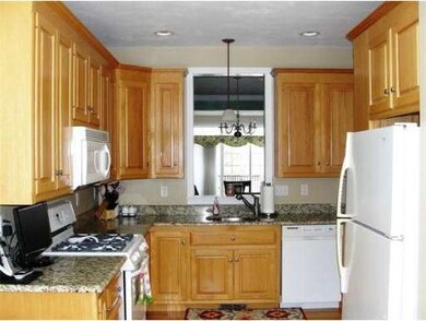 5 Kingson Ln unit 4, Medway, MA 02053 - photo 2