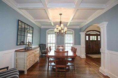 401 Avondale Cir, Warner Robins, GA 31088 - photo 2