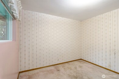 2124 N 167th St, Shoreline, WA 98133 - photo 6