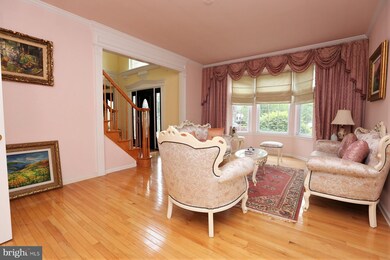 25 Picasso Ct, East Windsor, NJ 08520 - photo 5
