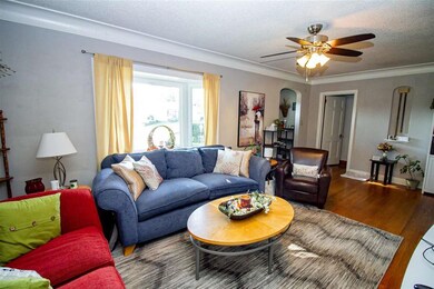 2008 Mallory St SW, Cedar Rapids, IA 52404 - photo 2