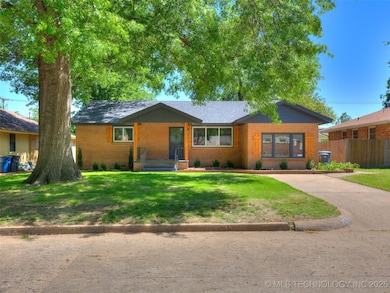 2528 E 57th St, Tulsa, OK 74105 - photo 2