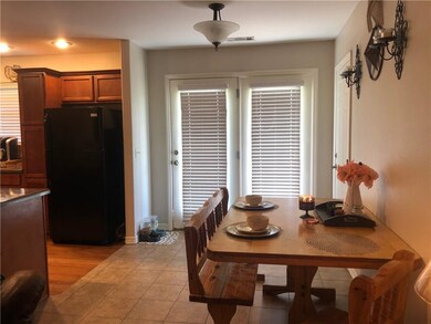 1421 Colonel Hawthorne Dr, Prairie Grove, AR 72753 - photo 6