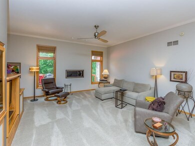 4310 Northfork Dr, Cedar Rapids, IA 52403 - photo 6