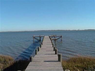 Community Pier
