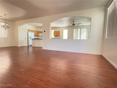 6765 Upland Heights Ave, Las Vegas, NV 89142 - photo 3