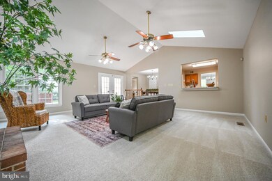 9513 Sloop Ct, Burke, VA 22015 - photo 7