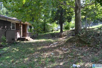 2225 5th St NE unit 2, Center Point, AL 35215 - photo 5