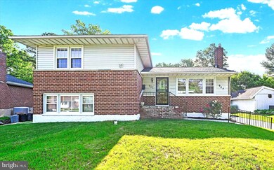 927 Starbit Rd, Towson, MD 21286 - photo 2