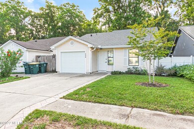 234 Aquarius Cir W, Jacksonville, FL 32216 - photo 3