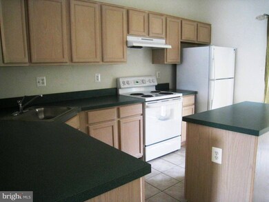 3621 Cebu Island Ct unit 59, Woodbridge, VA 22192 - photo 7