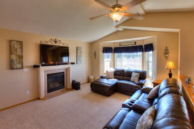 1114 N Tara Lee St, Medical Lake, WA 99022 - photo 3