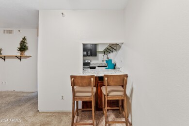 Eat-in Kitchen