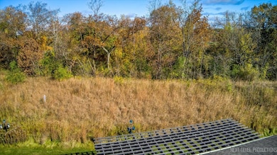 3870 Crooked Creek Dr, Elgin, IL 60124 - photo 3