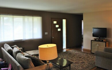 1280 Evaline Dr, Columbus, OH 43224 - photo 3