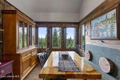 Informal dining