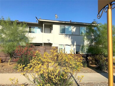212 E 8th St unit B, Upland, CA 91786 - photo 2