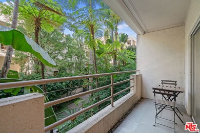 Park Wellington unit 216, West Hollywood, CA 90069 - photo 6