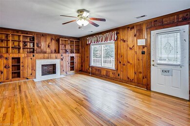 837 Oakwood Acres Rd, Asheboro, NC 27205 - photo 2