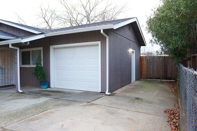 2882-Garage