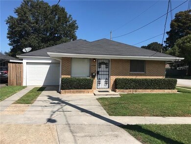 Front 3903 Cypress