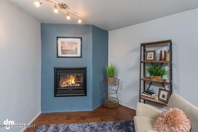 Living Room_6757-SMALL