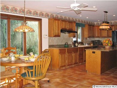 39 Ladwood Dr, Holmdel, NJ 07733 - photo 6